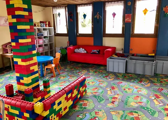 Reka-feriendorf База отдыха Ленк