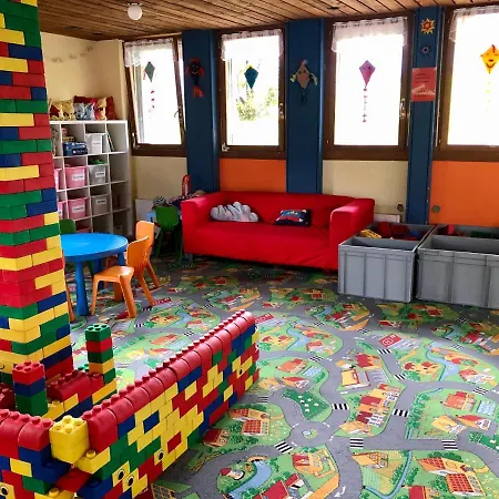 Reka-feriendorf База отдыха Ленк